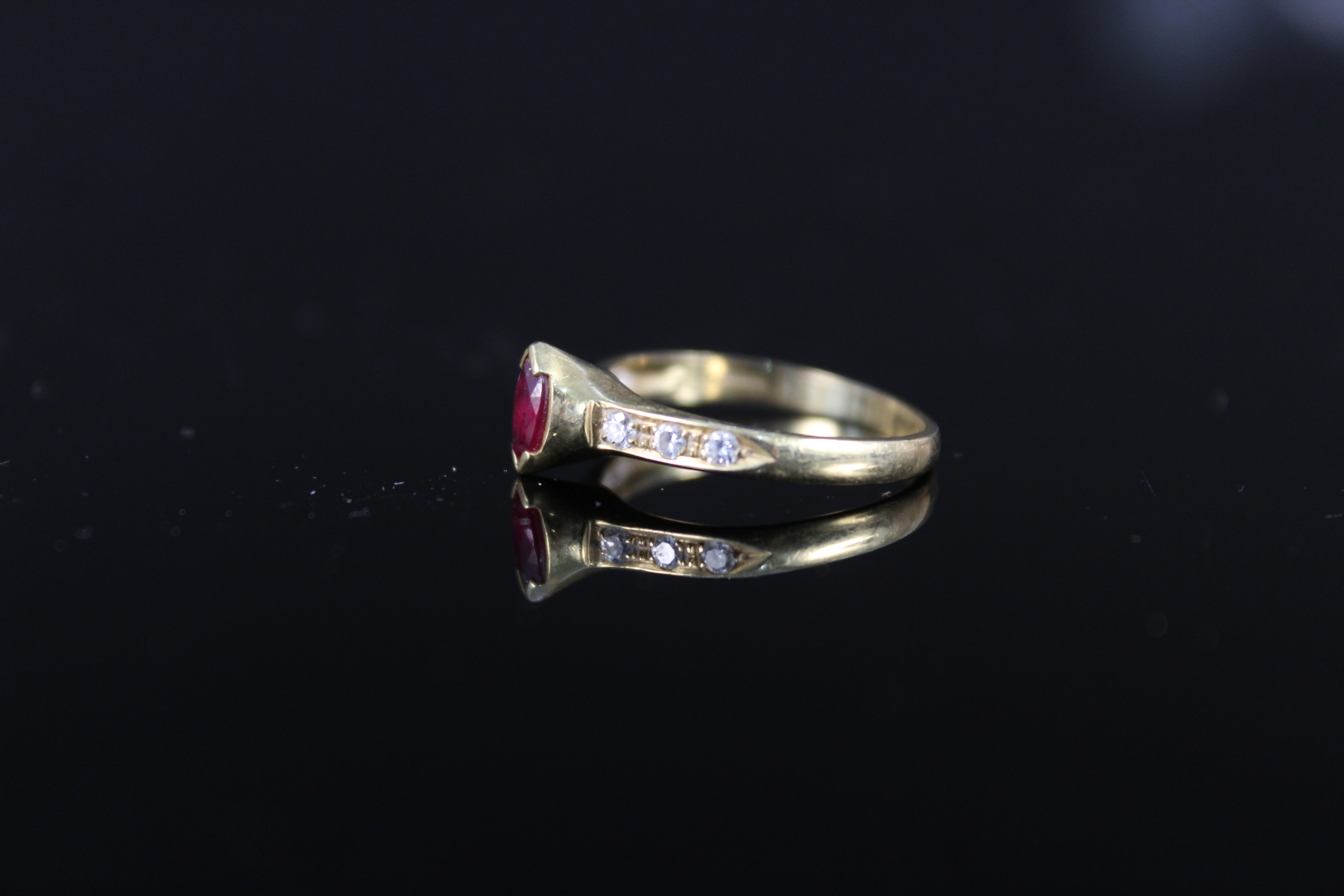 An 18ct gold red and white stone set ring (misshapen), approx 2. - Image 3 of 3