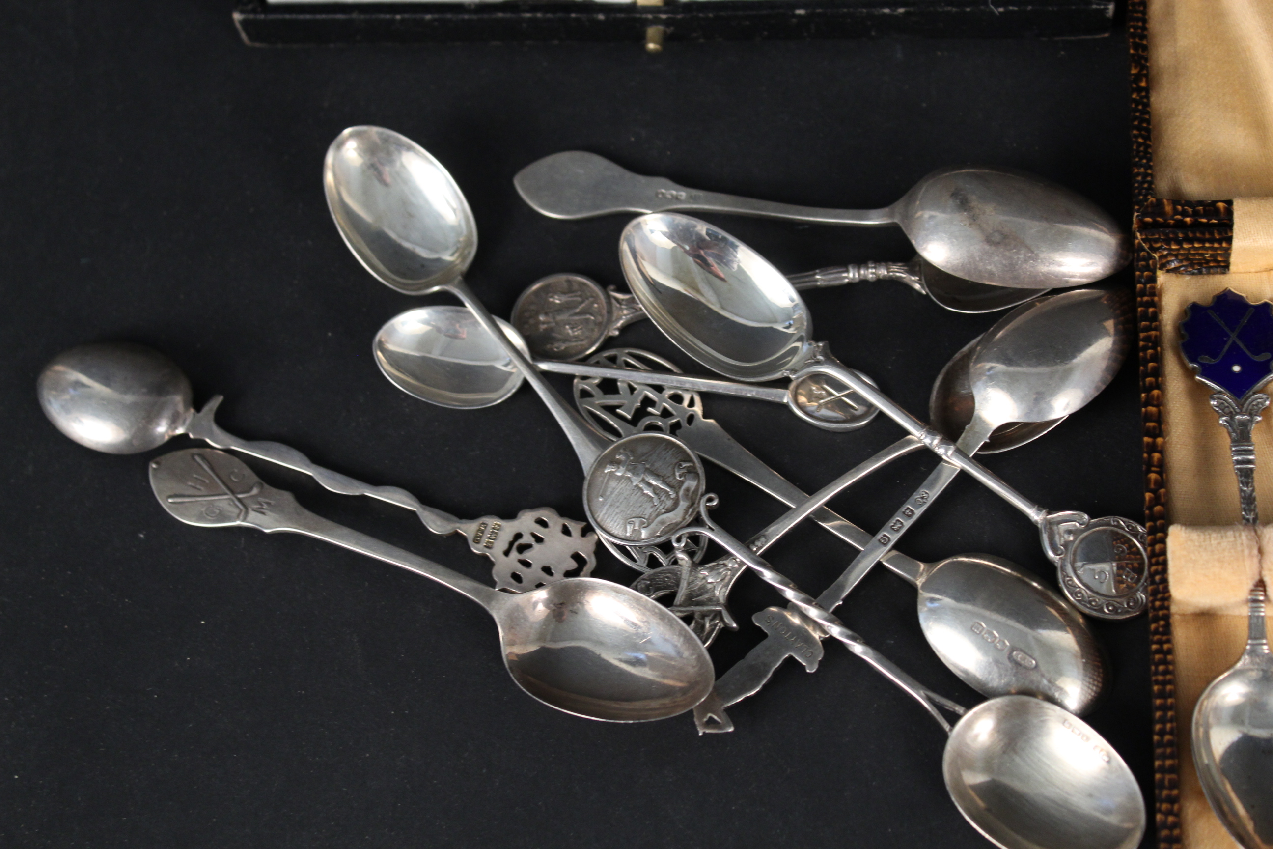 Seventeen various silver teaspoons, mostly with golfing related interest, - Image 2 of 3