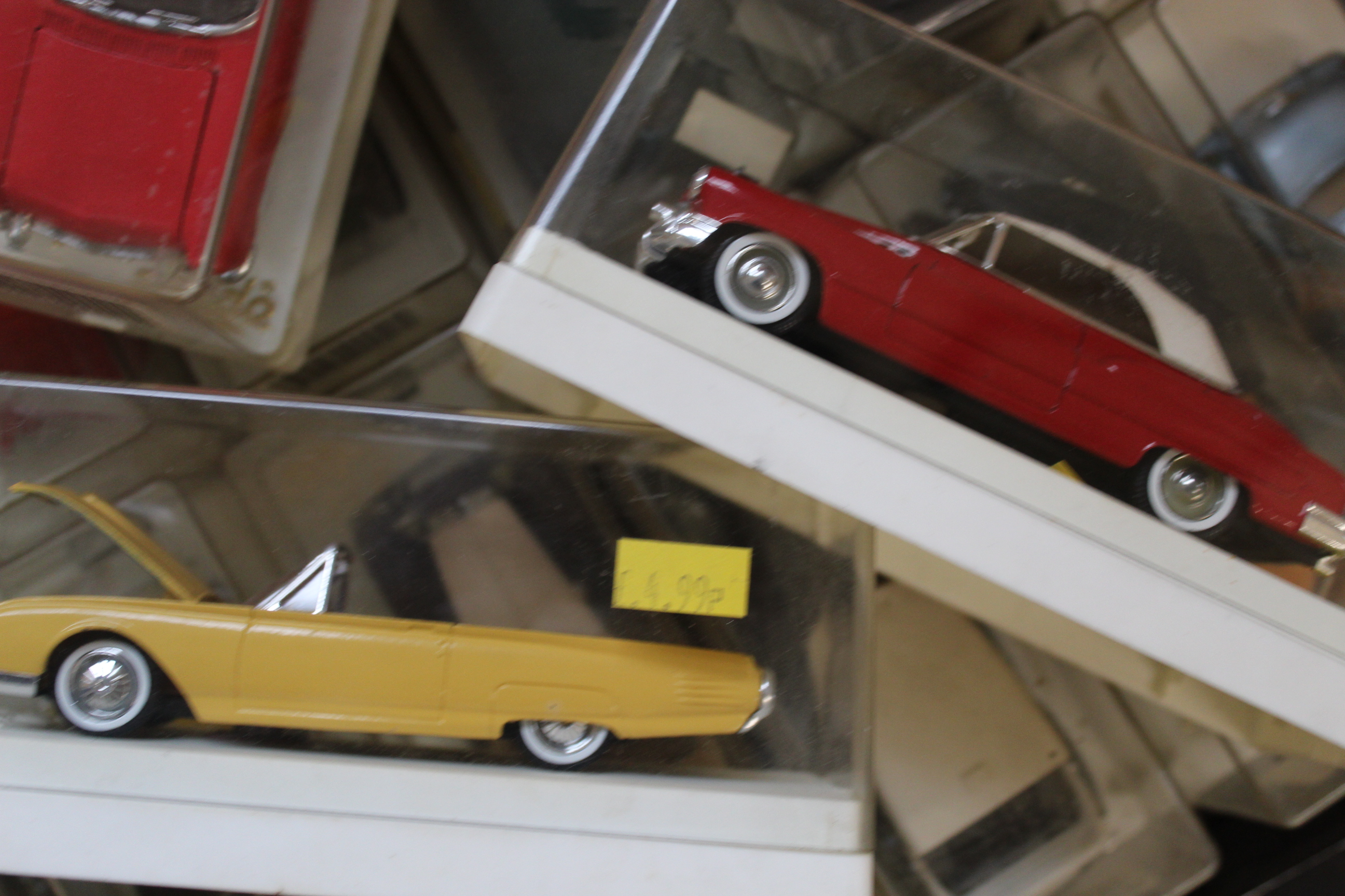 A tray with sixteen Solido cased cars - Image 3 of 3