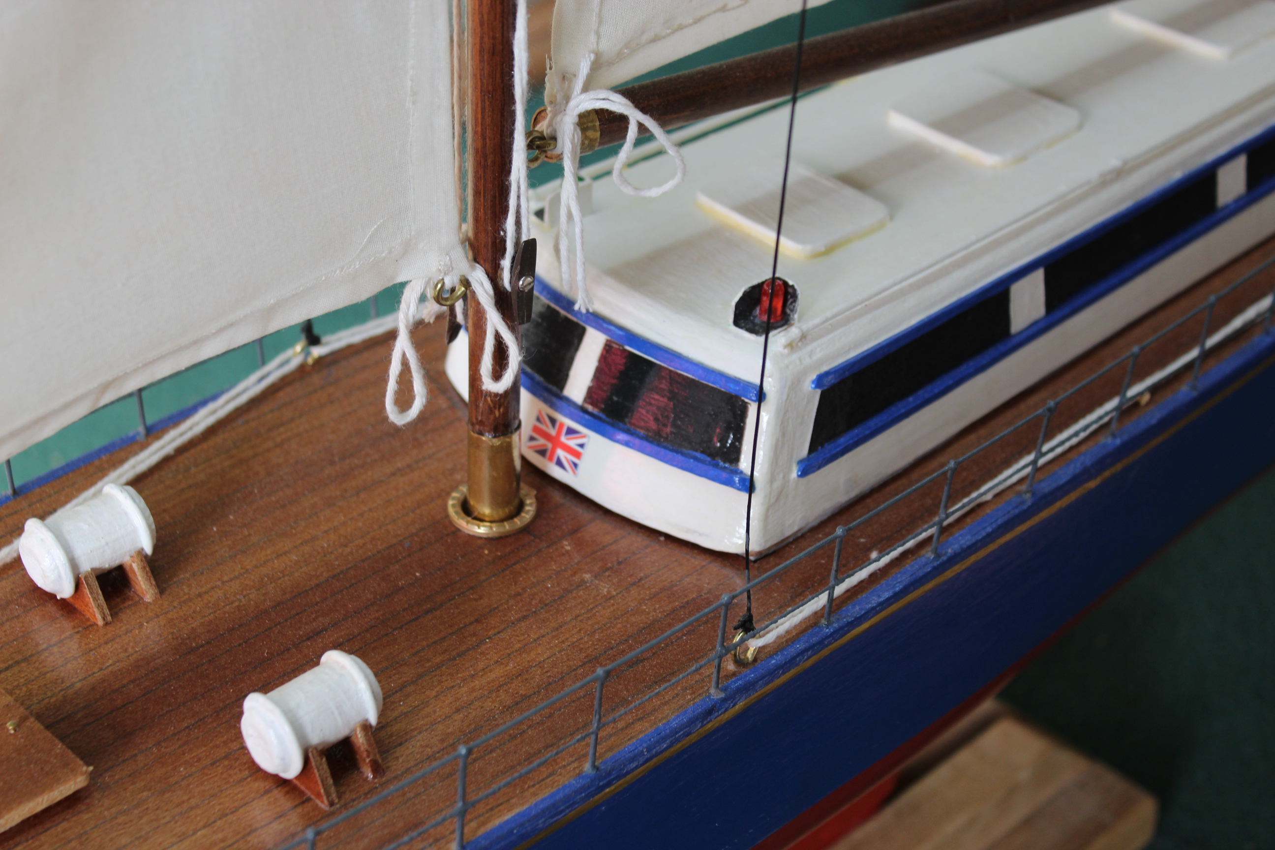 A scratch built pond yacht, rigged and ready to sail, - Image 2 of 2