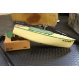 1930's Meccano/Hornby tin plate clockwork racing boat 'Racer 1' in original box with key (playworn