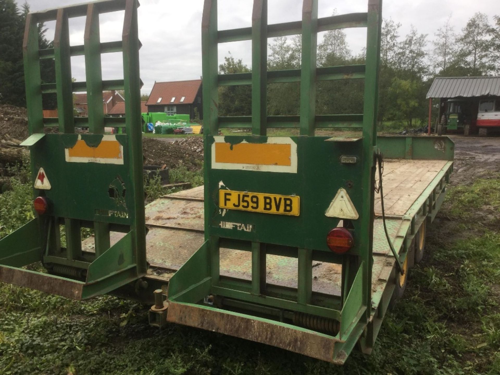 Chieftian Low Loader Trailer (2009). Lights LED and working, brakes need attention. - Image 7 of 8