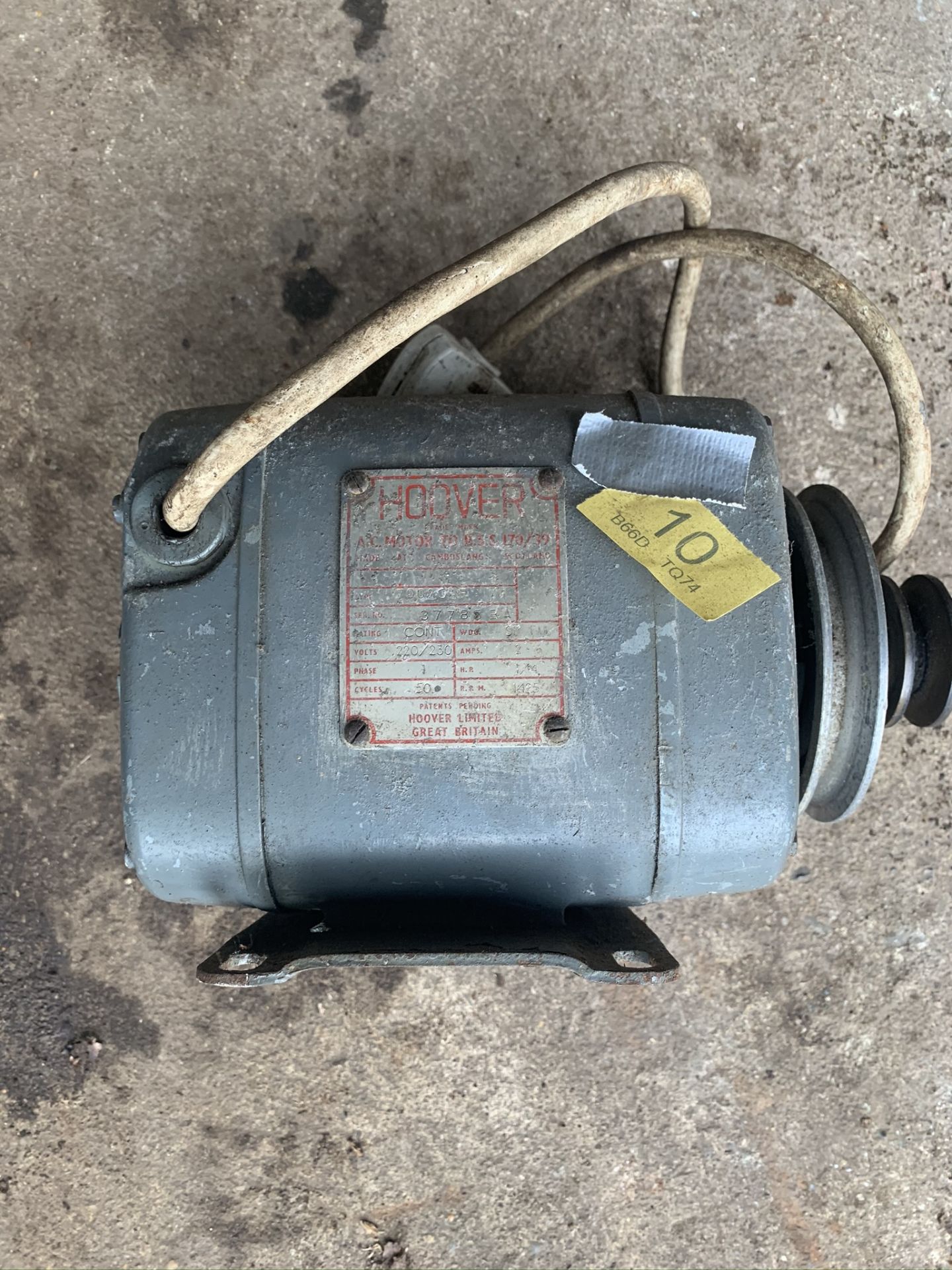 AC Motor Hoover? - 7002 CAF Serial No. 37786BA 220/230V. Stored near Gorleston, Norfolk.