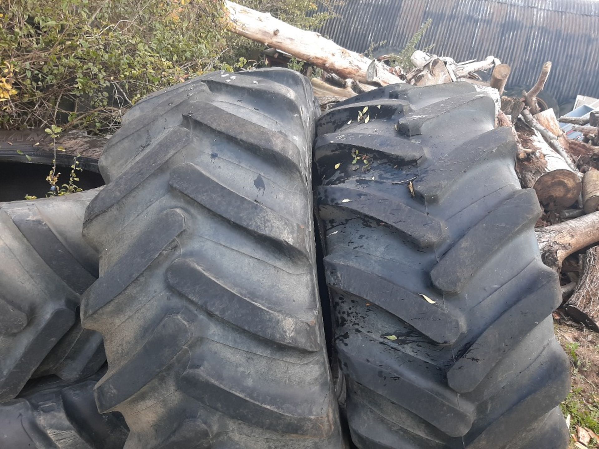 Alliance 540/65 R 30 tyres, they have been on a fast track. - Image 3 of 4