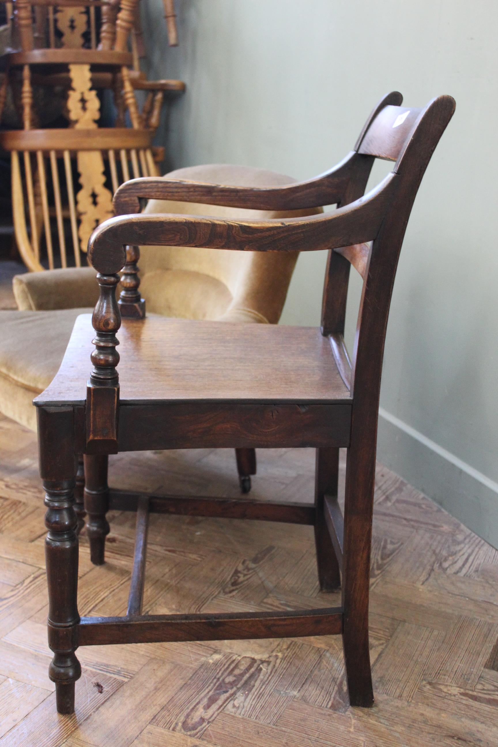 A Victorian nursing chair along with an oak and elm carver chair - Image 2 of 7