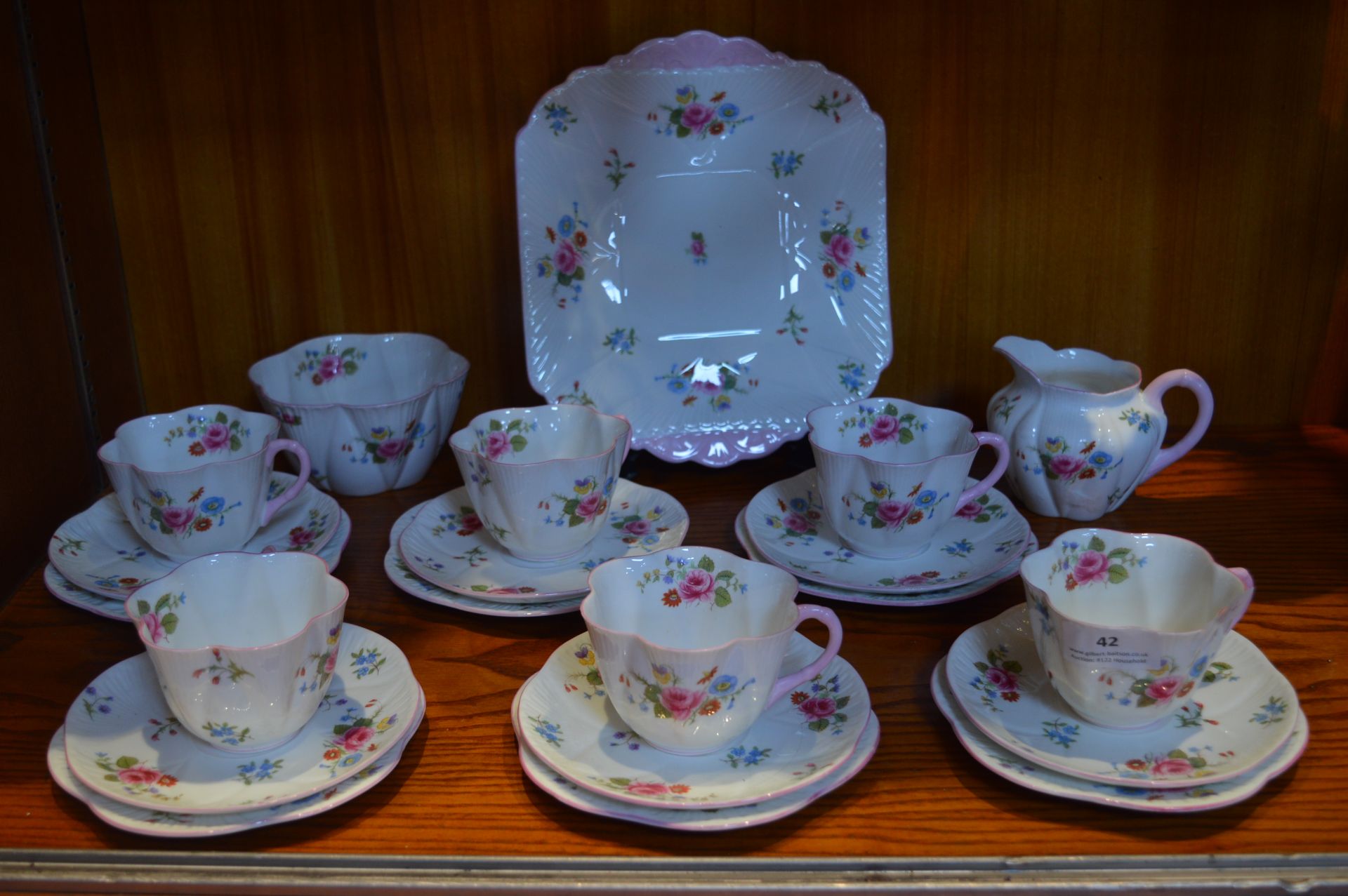 Shelly Part Tea Set