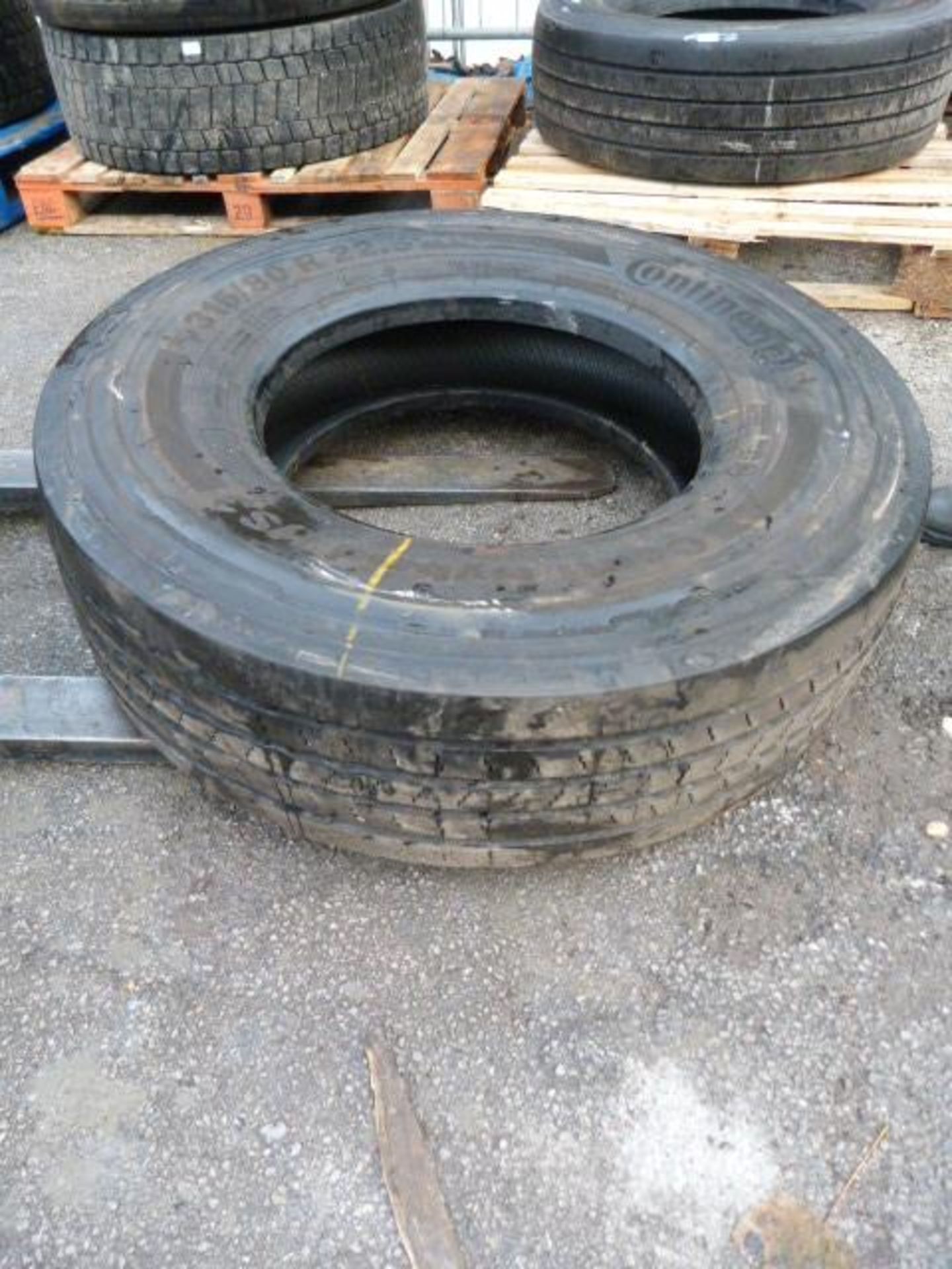 *R22.5 Tyre