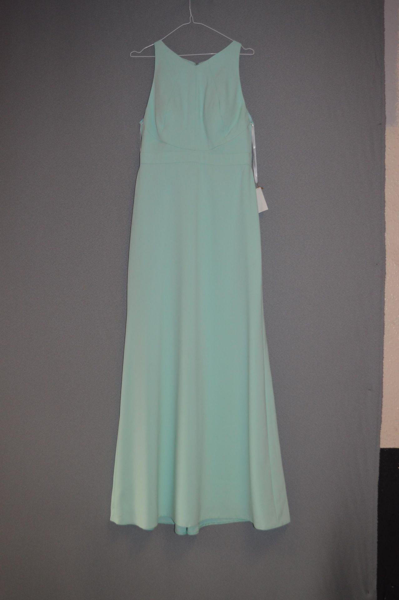 *Size: 8 Dewdrop Bridesmaid Dress by Dessy Collect