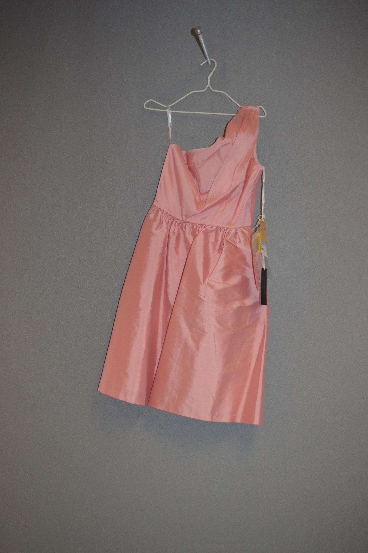 *Size: 6 Pink Bridesmaid Dress by Alfred Sung