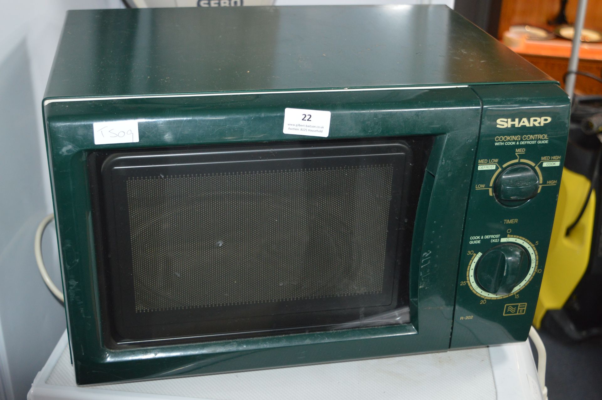 Sharp Cream Microwave Oven