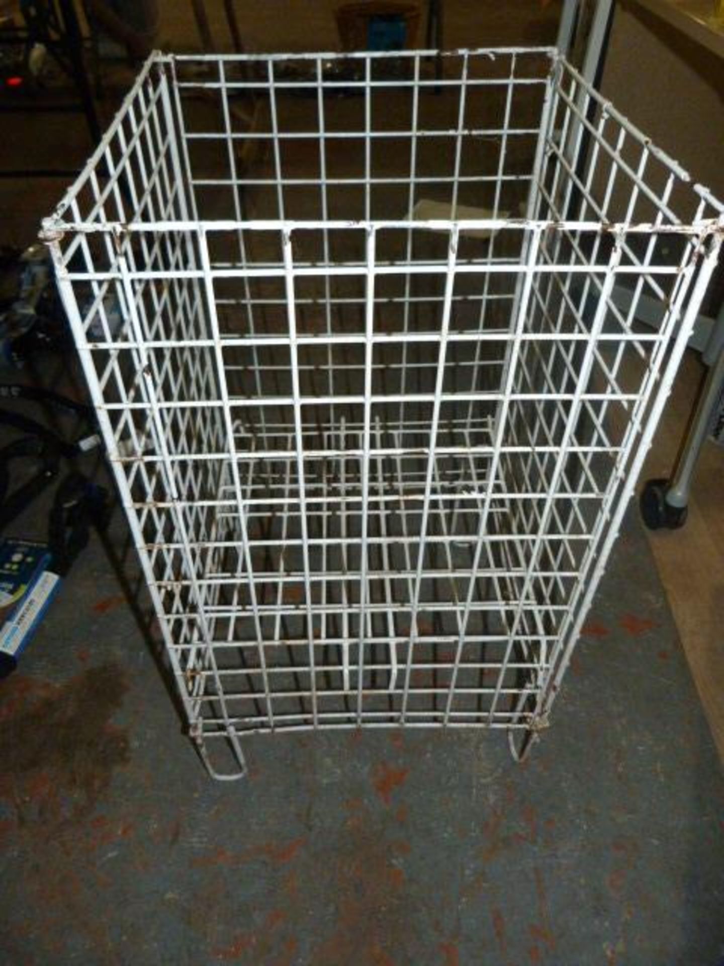 *Small Wire Cage