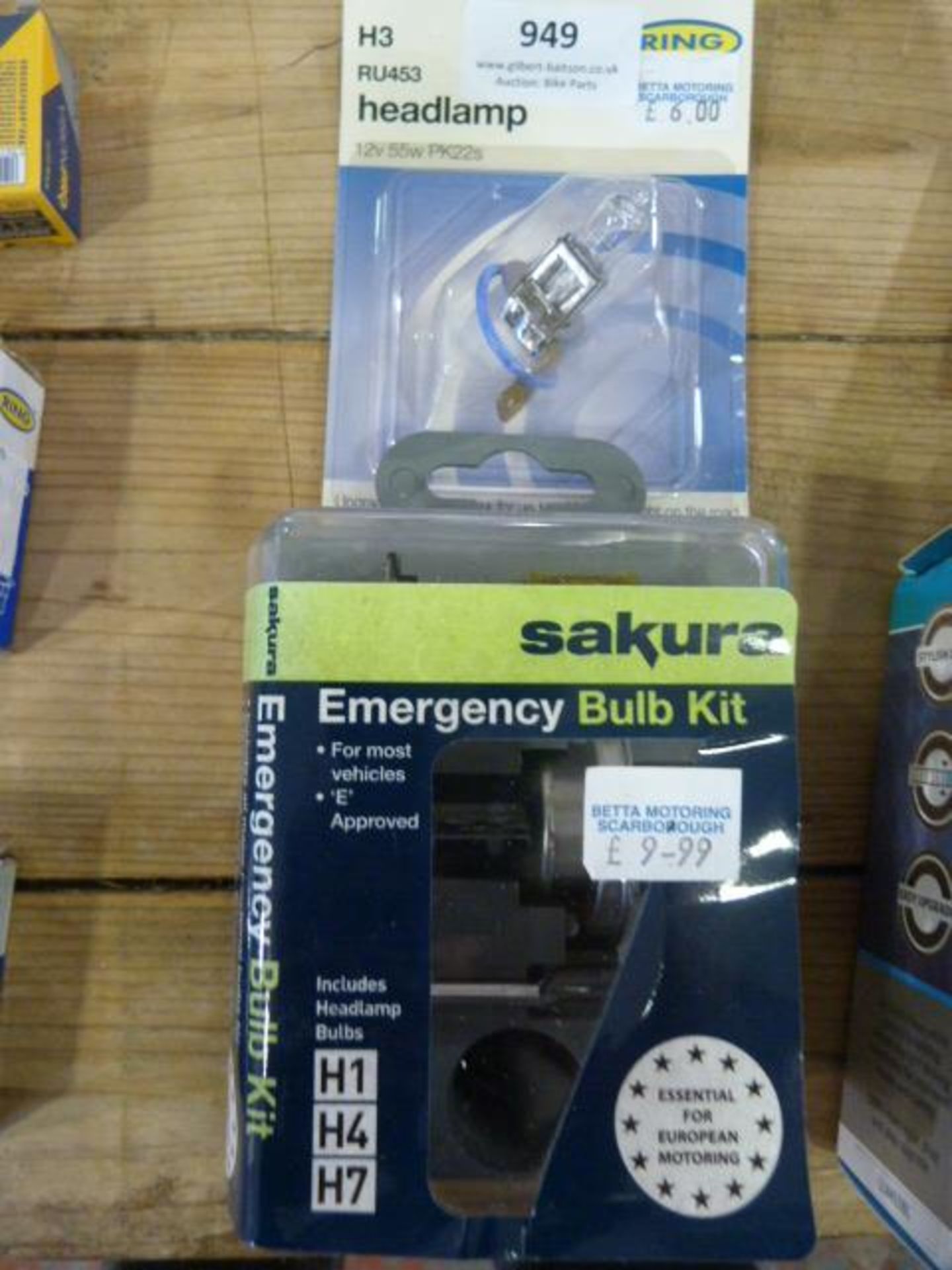 *Sakura Emergency Bulb Kit and Ring Headlamp Bulb