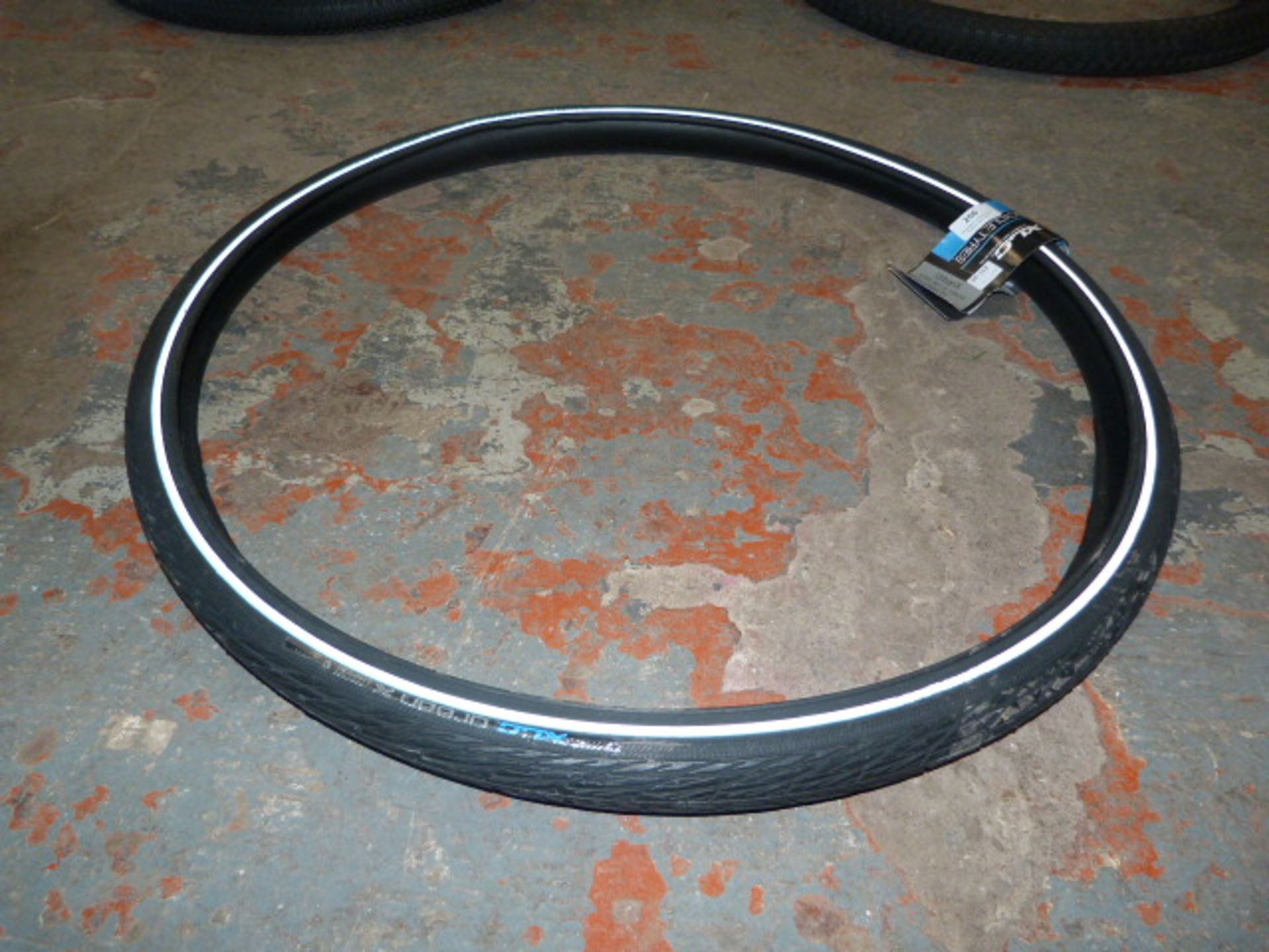 *700x35c Bicycle Tyre