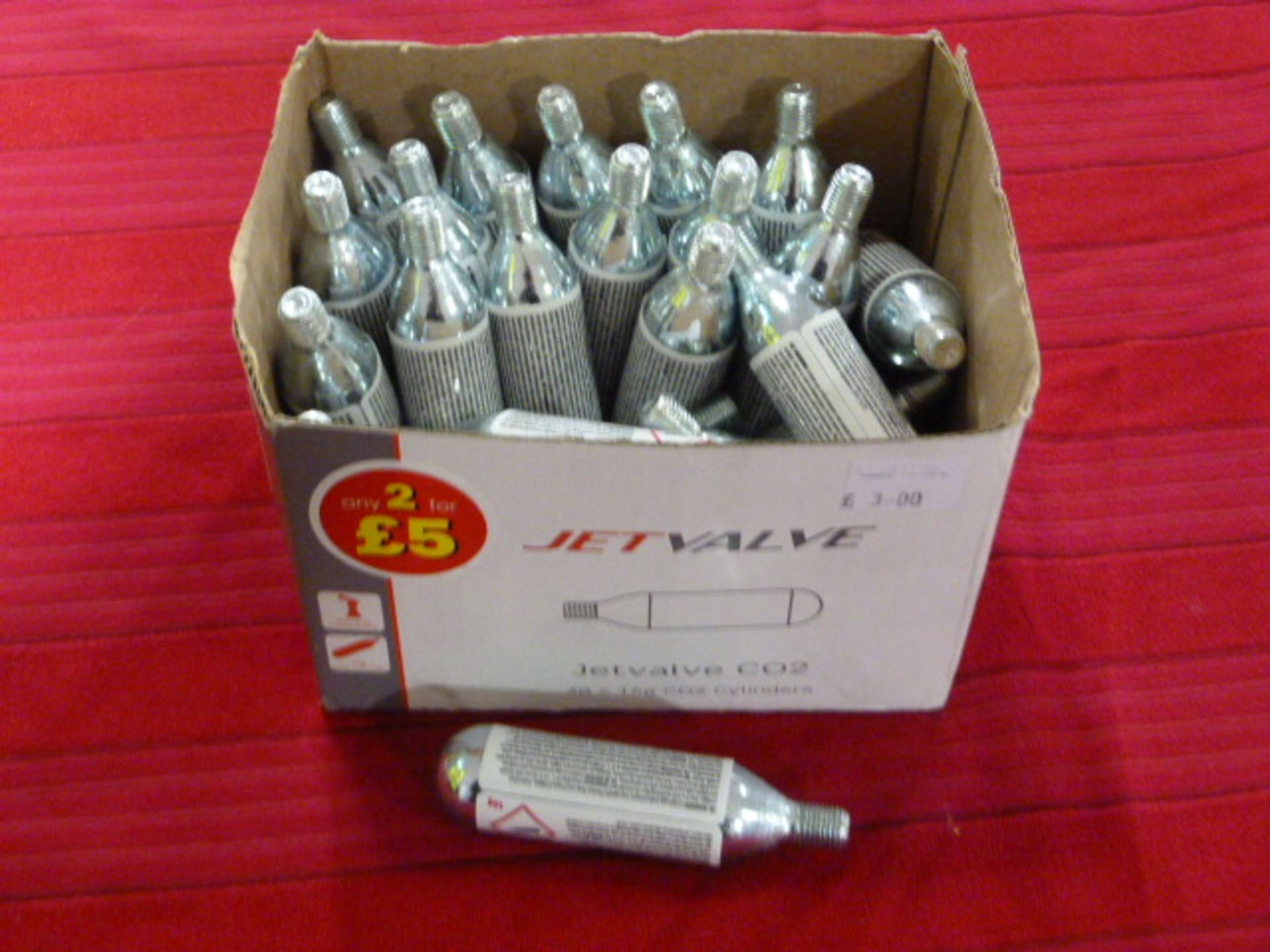 *Box of CO2 Jet Valve Cylinders