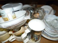 Box of Pottery and Glassware