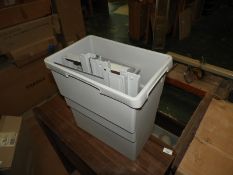 *Kitchen Cabinet Integral Waste Bin