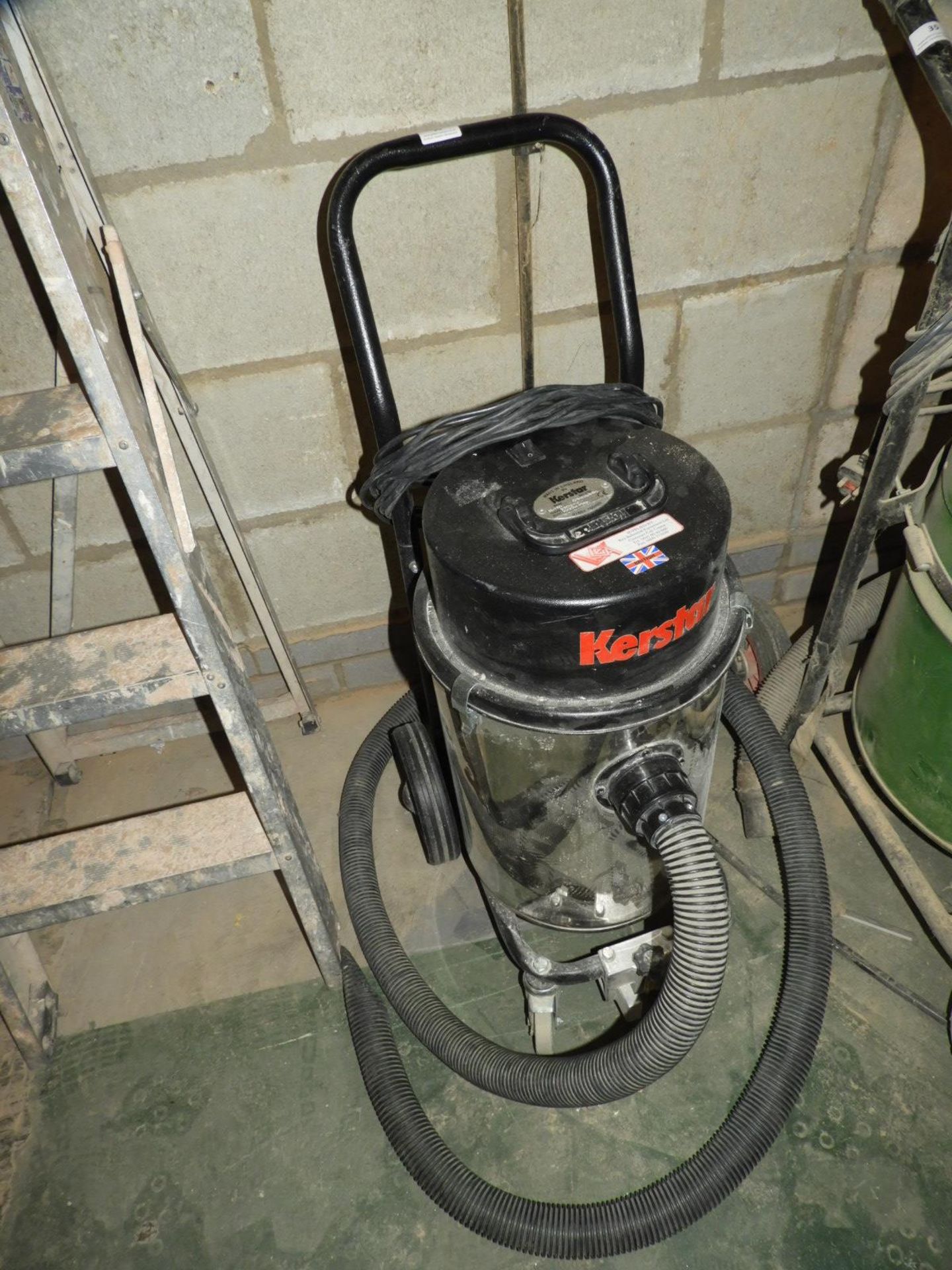 *Kerstar 240v Commercial Vacuum Cleaner