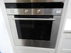 *Siemens Stainless Steel Built-In Oven Model: HBT554E (Ex-Display)