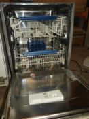 *Hotpoint BF1680 Integrated Dishwasher (Ex Display