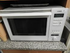 *Siemens Microwave Oven