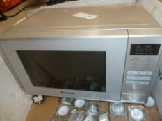 * Panasonic 800w microwave