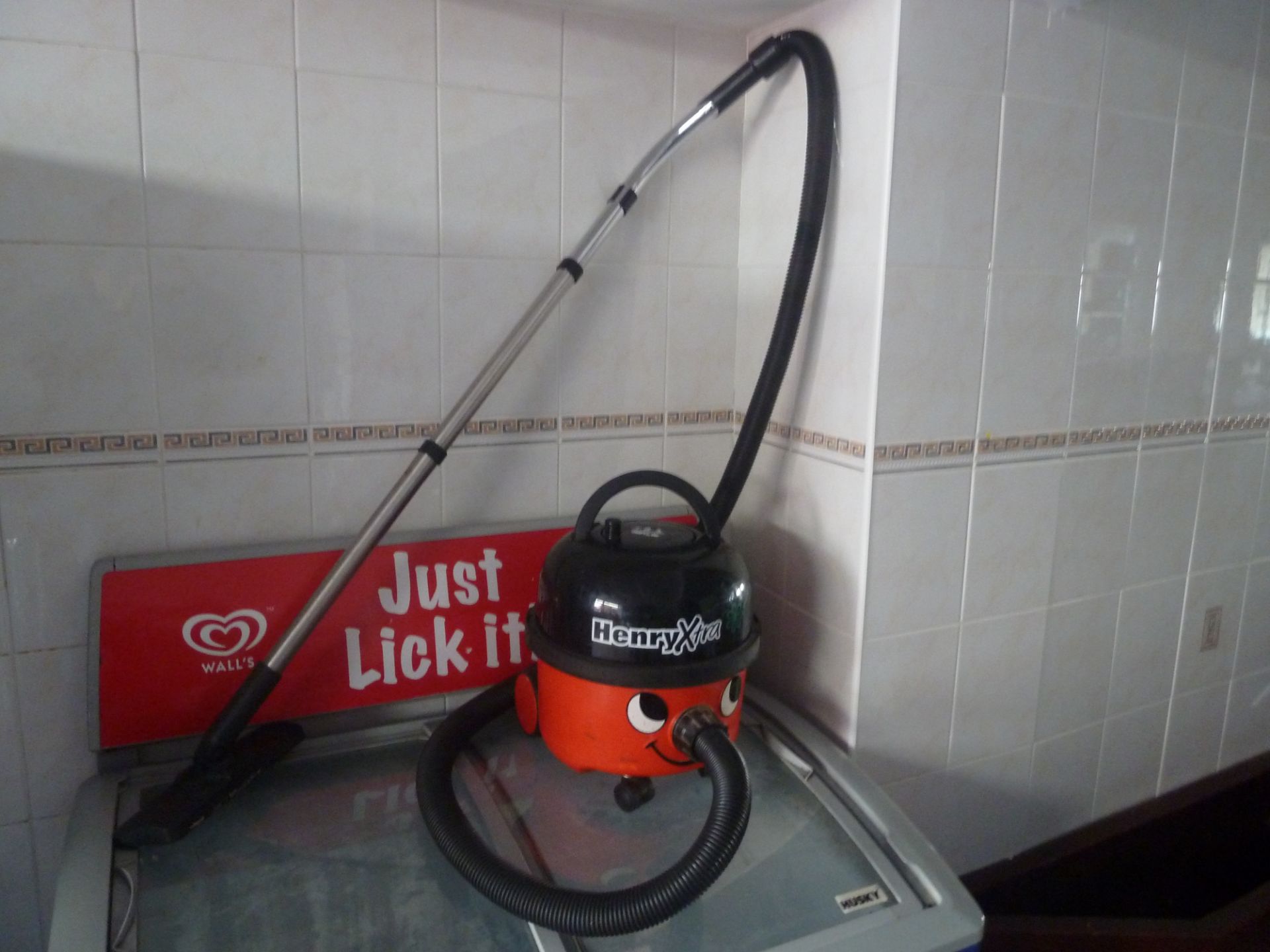 * Red Henry Extra Hoover - Image 2 of 2