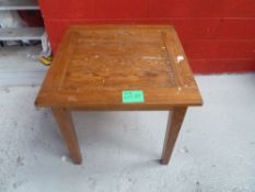 * 800 x 800 wooden table