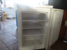 * Domestic white freezer 550w 850h 590d