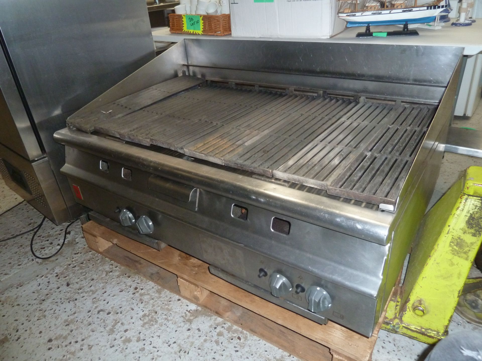* 1200mm wide heavy duty falcon gas griddle good condition