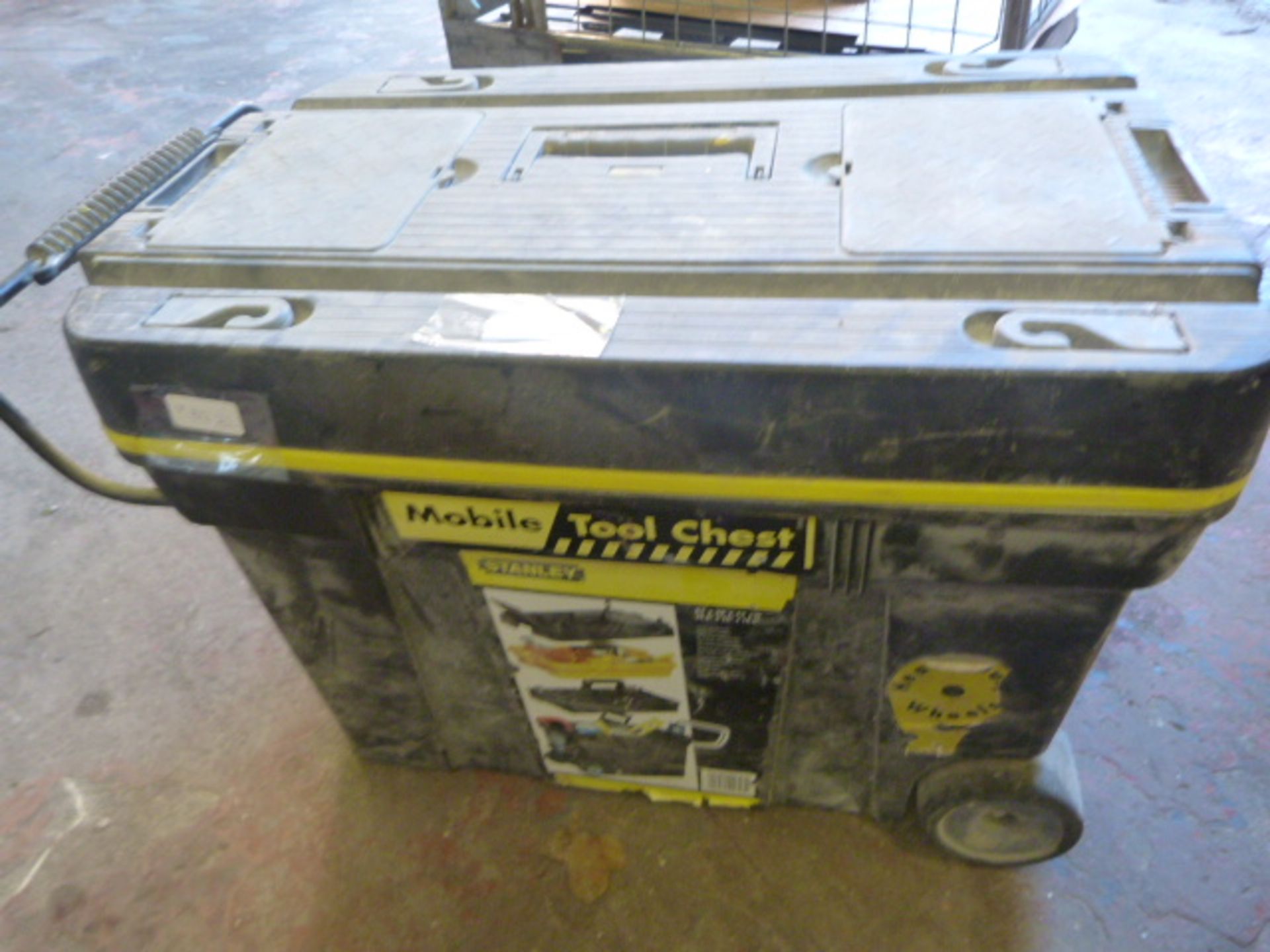 *Stanley Mobile Tool Chest with Contents