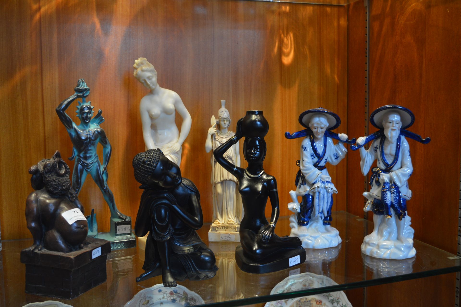 Ornamental Oriental Figures