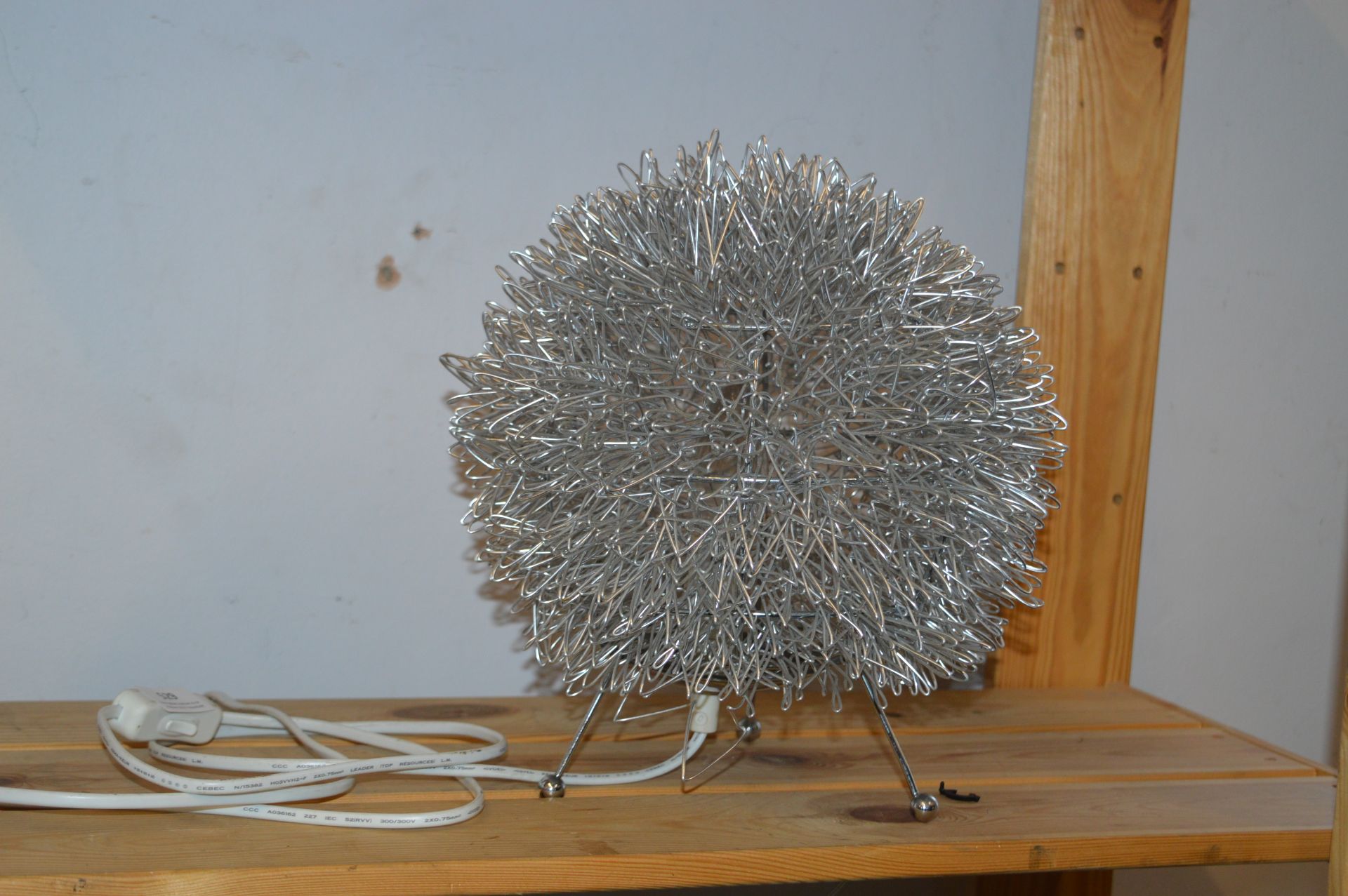 Decorative Wire Lamp