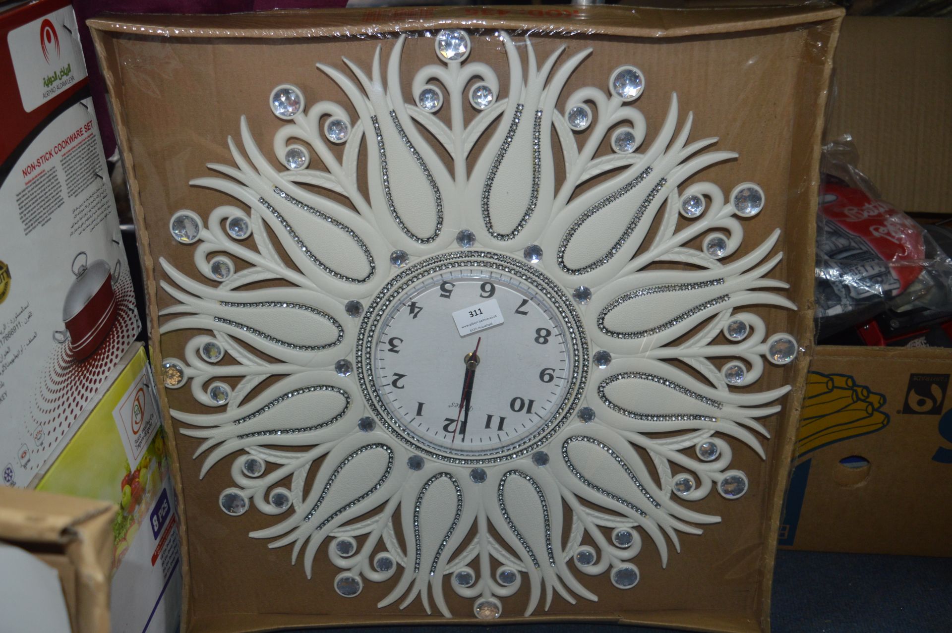 *Decorative Quartz Wall Clock