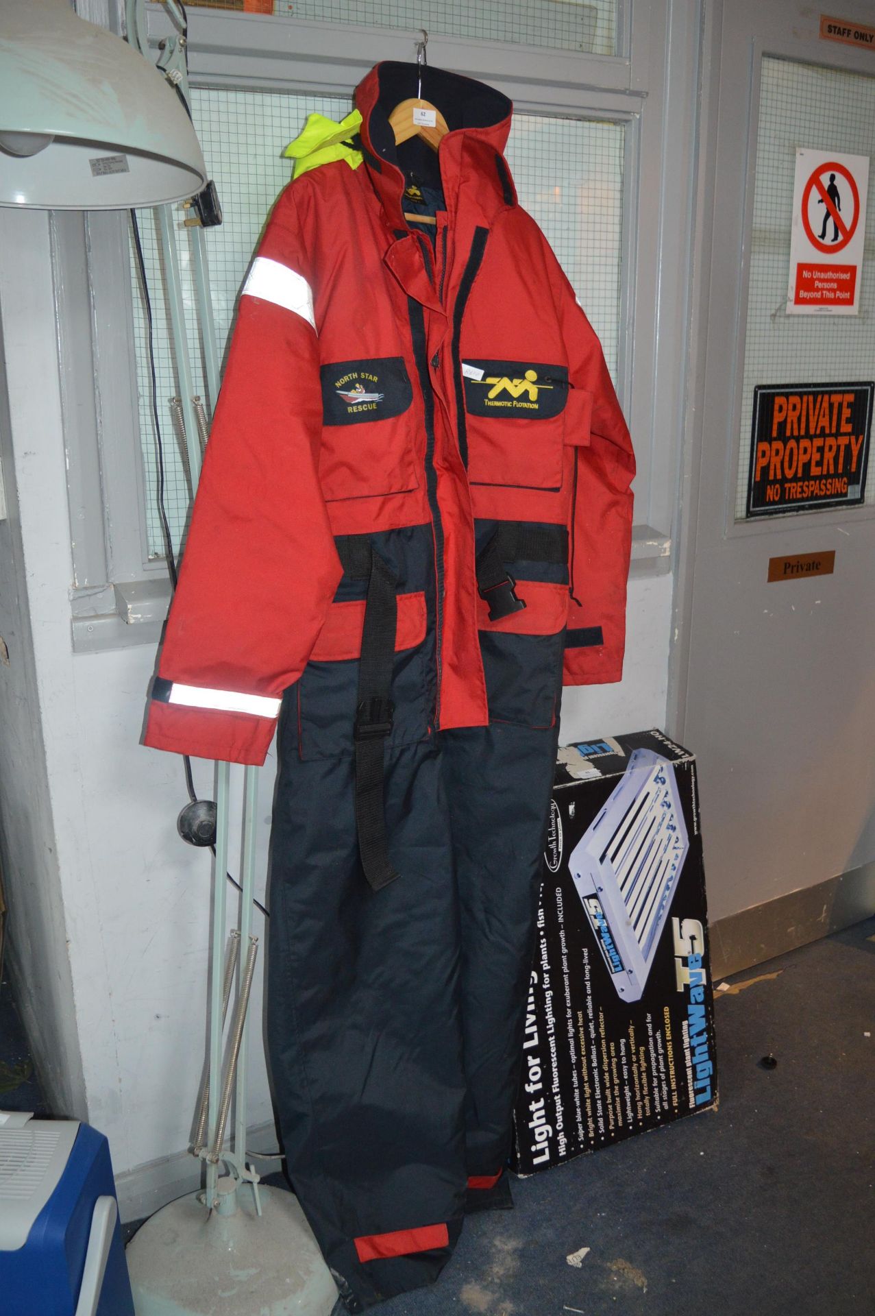 Mullion AiO Dry Suit Size: Large