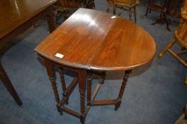 Small Oak Oval Drop Leaf Side Table