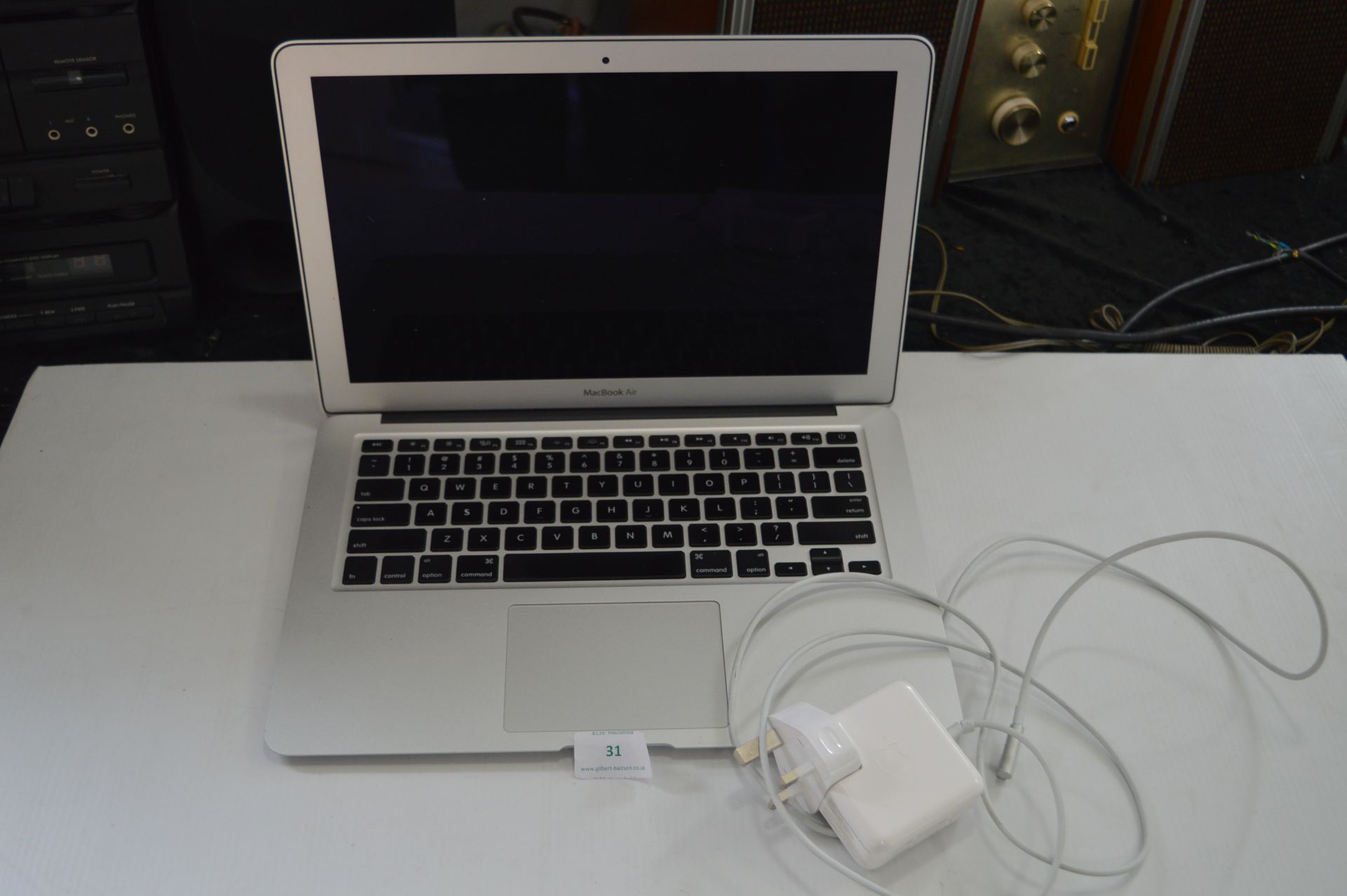 *Macbook Air 13" with Charger