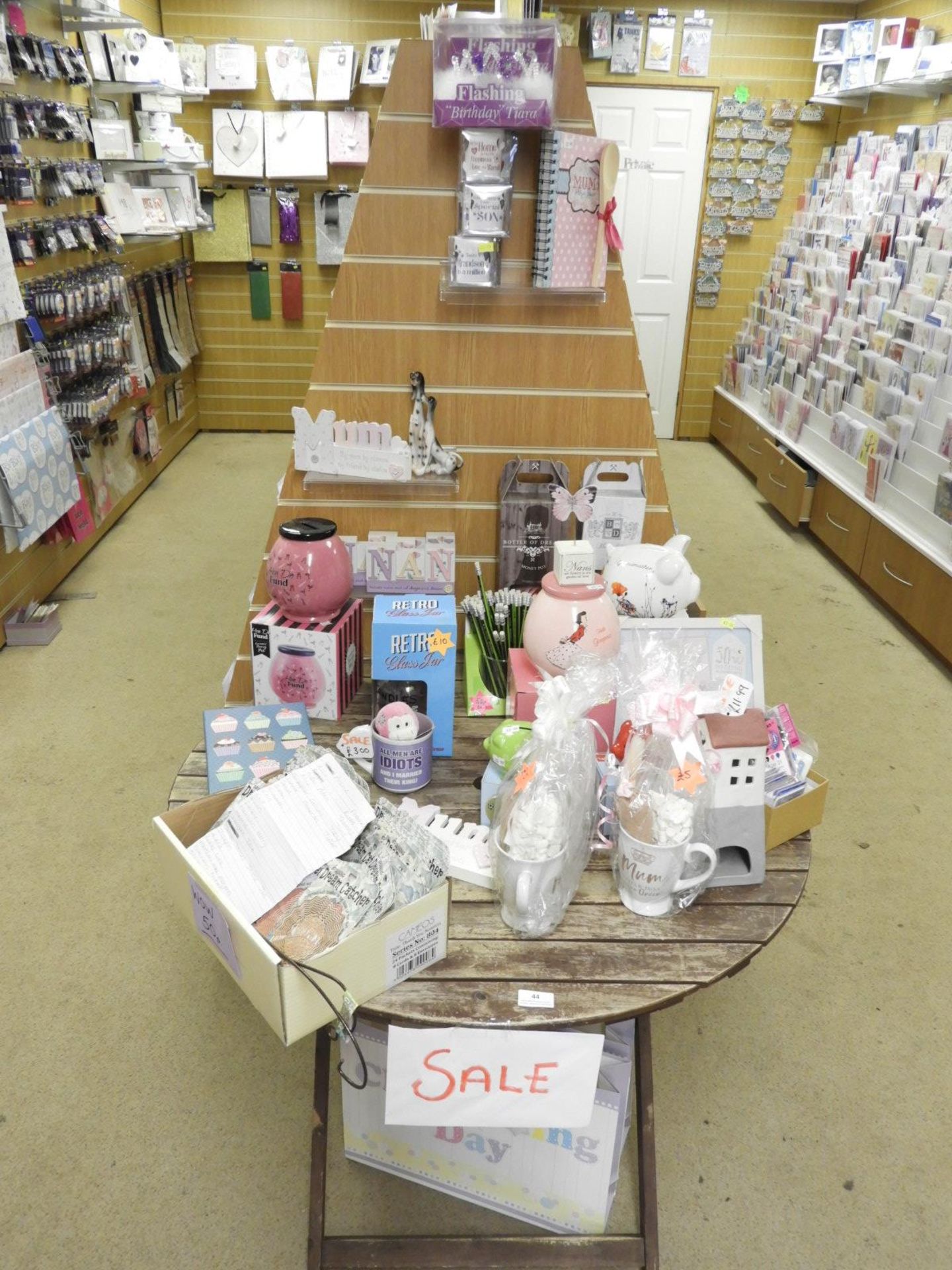 Hardwood Garden Table Containing Assorted Giftware