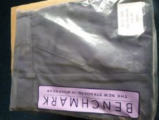 *Five Benchmark Trousers (Navy) Size: 44T