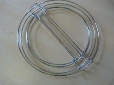 *Six Chrome Wire Bathroom Fitments