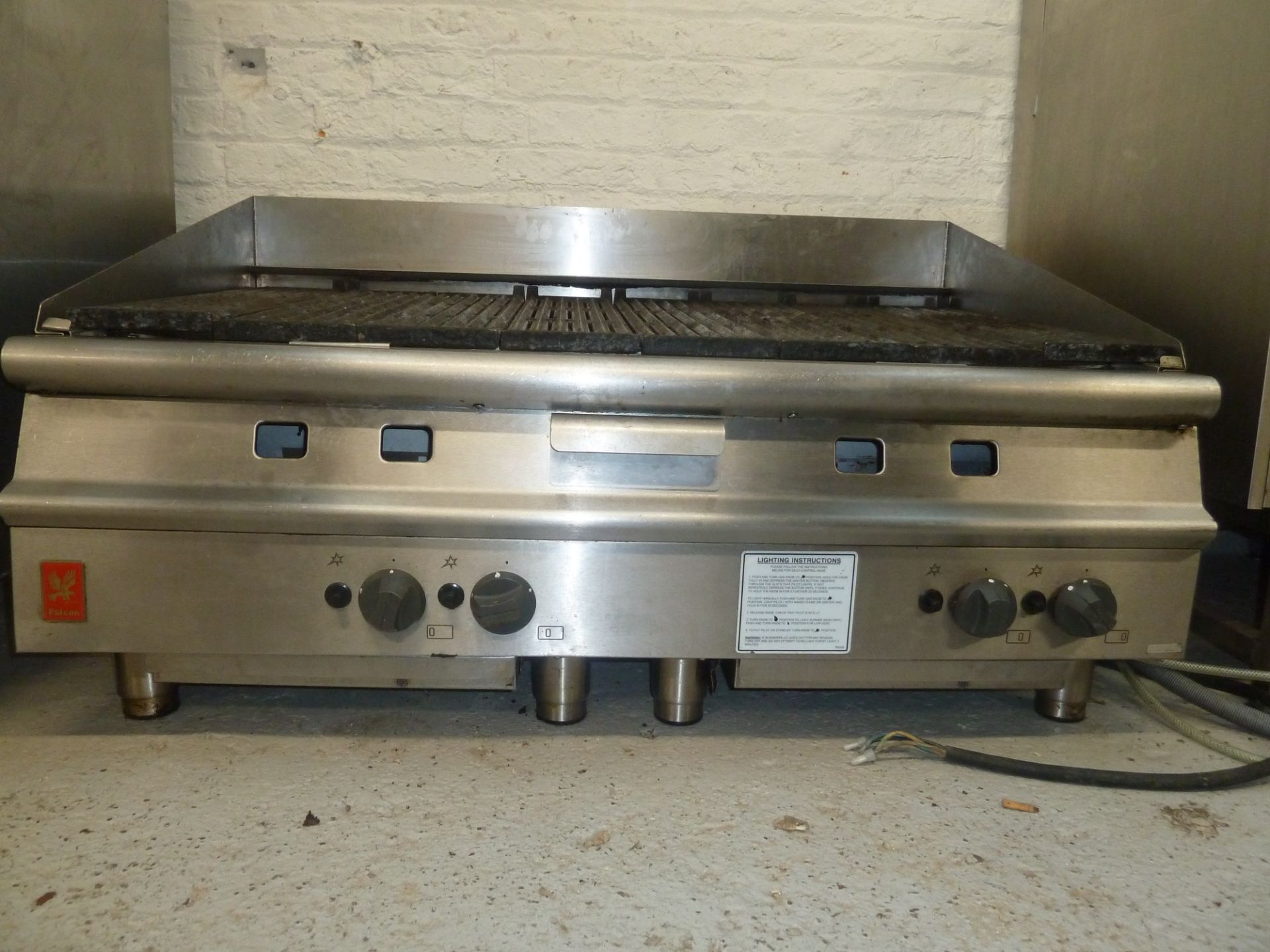 * falcon gas char grill 1200mm wide heavy duty good condition - Image 5 of 6