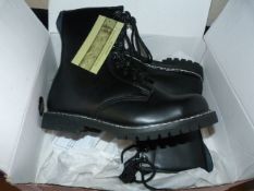 *Pair of Miltec Boots (Black) Size: 10