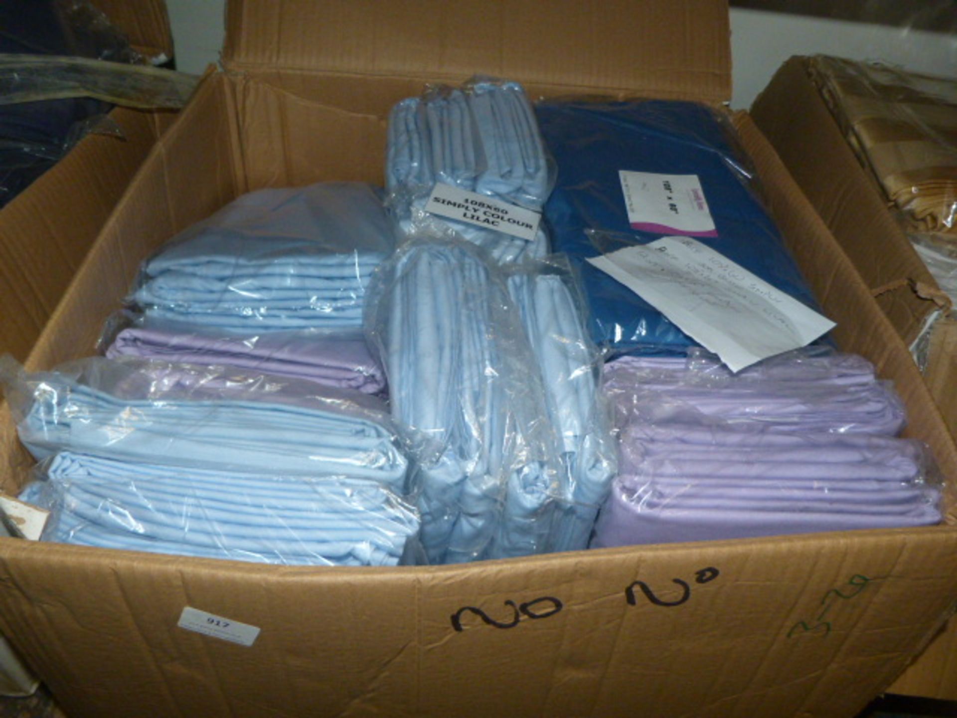 *18 Blue, 8 Lilac & 12 Sky Blue Polycotton 108x60" Tablecloths