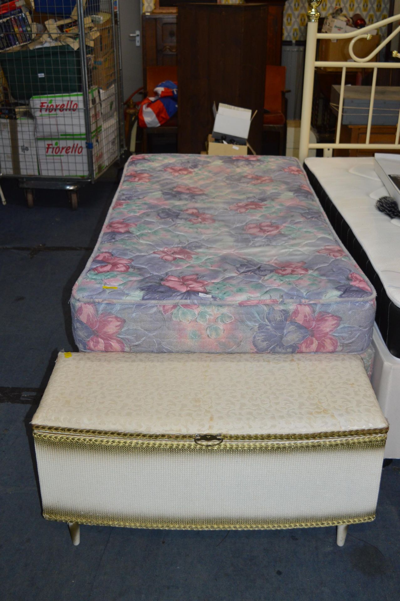 Single Bed and an Ottoman (AF)