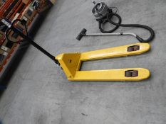 *550 x 1200 Two Tonne Pallet Truck