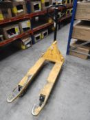 *550 x 1200 Two Tonne Pallet Truck