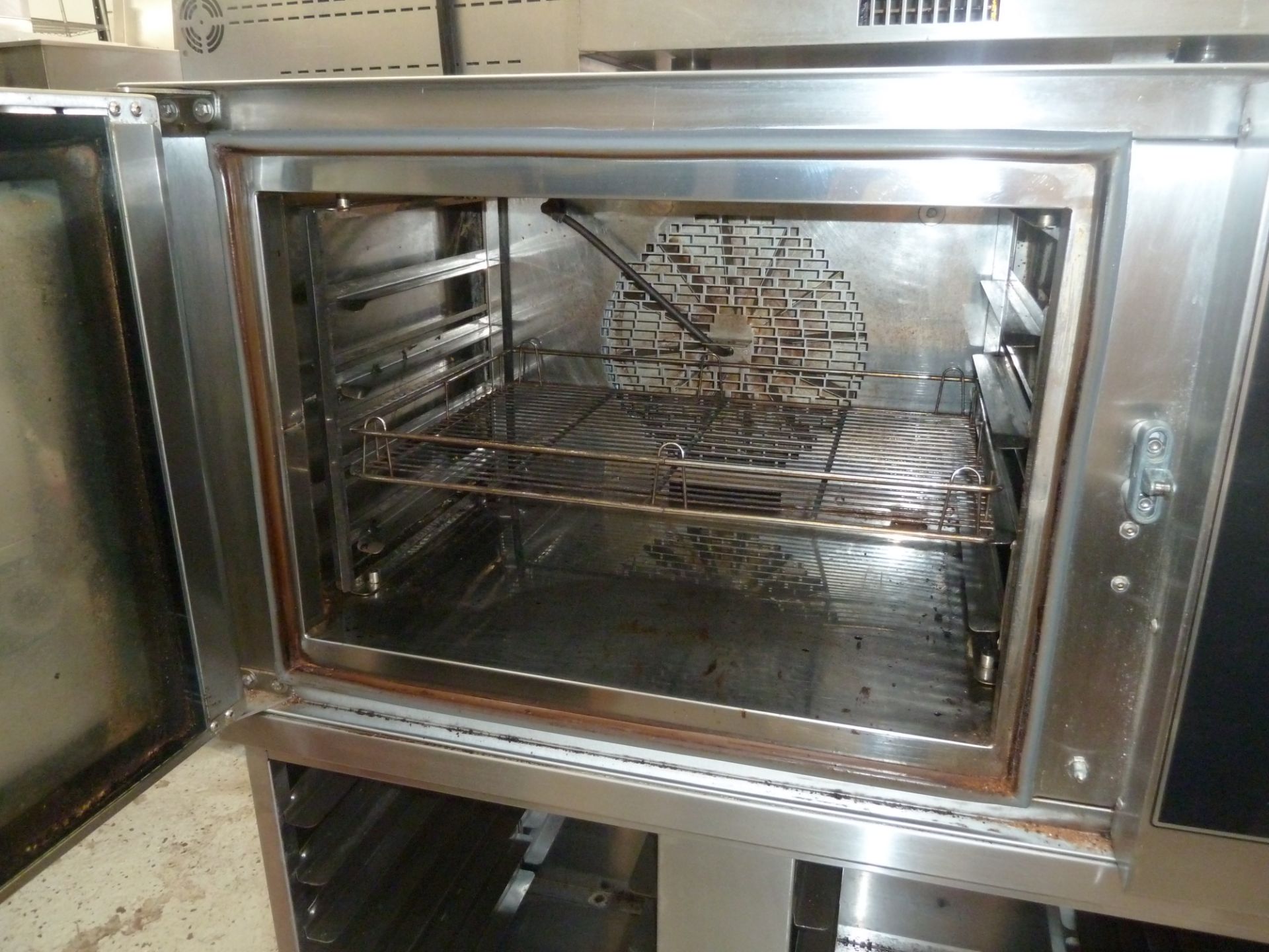 * Single mono bakery oven (1500H x 1000W x 920D) includes stand - Image 4 of 5