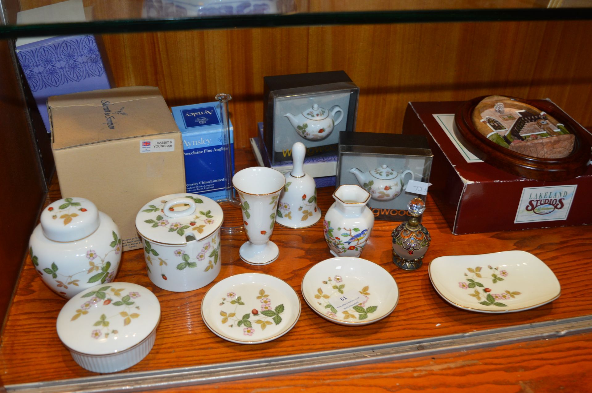 Wedgwood and Other Ceramic Items plus lakeland Stu