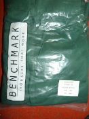 *15 Size: 38R Benchmark Bottle Green Trousers