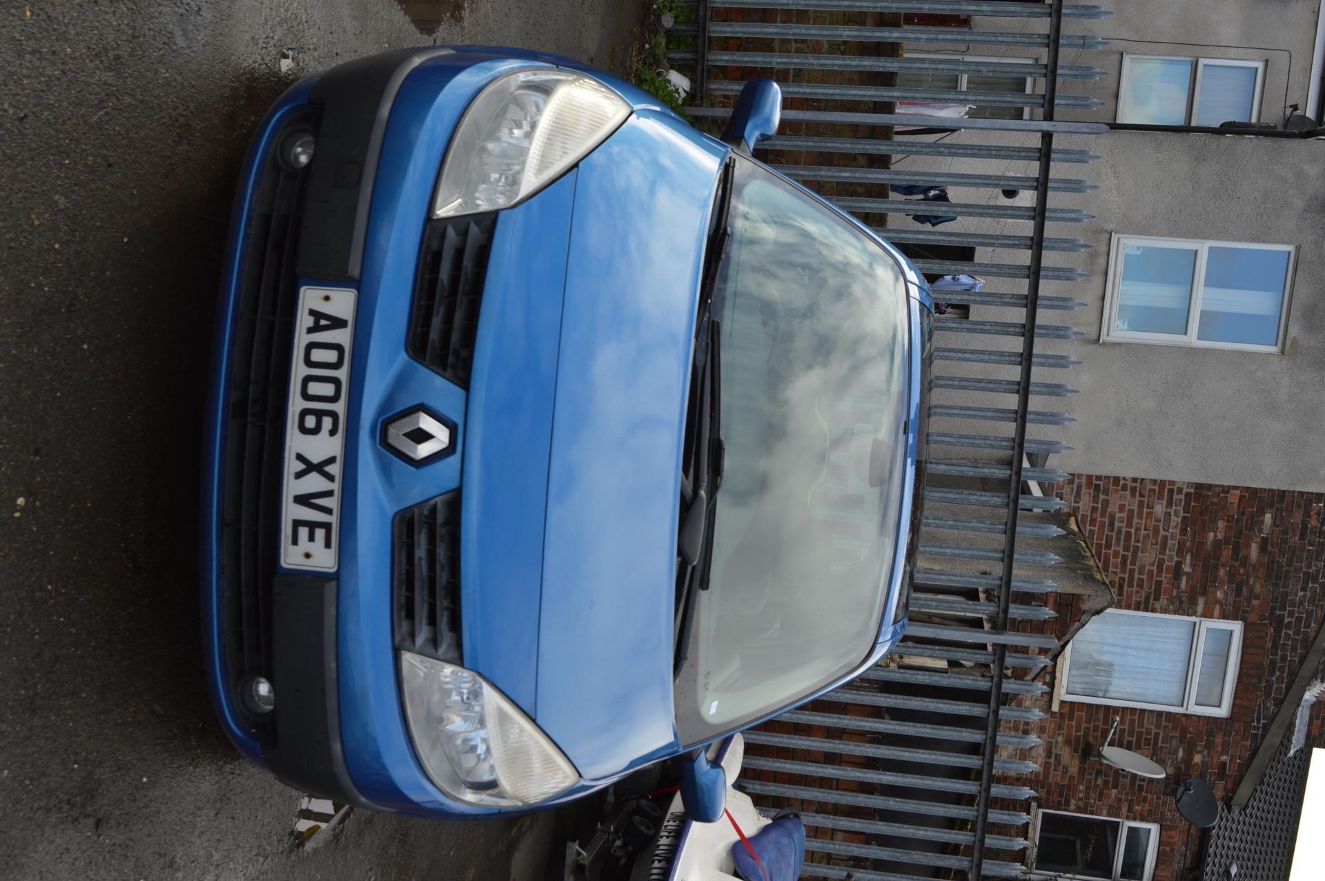 Renault Scenic Reg: AO06 XVE, MOT: June 2020, Mileage: 130000