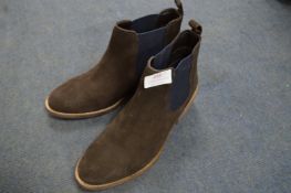 Pair of Ladies Size: 5 Brown Suede Ankle Boots